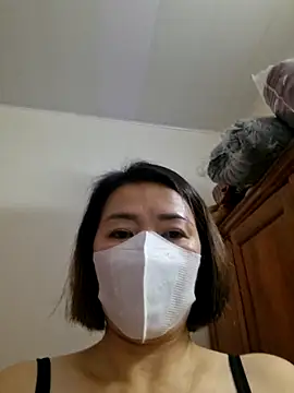 Snapshot of Hailey_babe chatting on 10.13.25 Hailey babe online show from 10.13.25