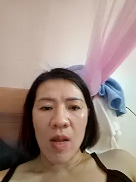 Snapshot of Hailey_babe chatting on 10.20.25 Hailey babe online show from 10.20.25