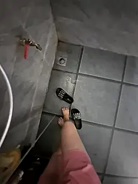 Snapshot of Hailey_babe chatting on 10.23.25 Hailey babe online show from 10.23.25