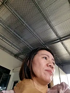 Snapshot of Hailey_babe chatting on 10.27.25 Hailey babe online show from 10.27.25