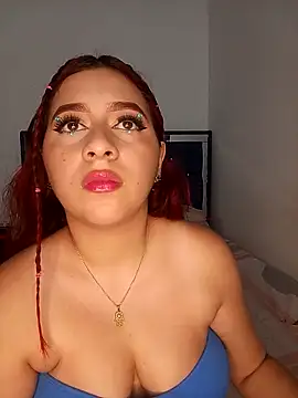 Chloe Sky love online show from 11.18.25