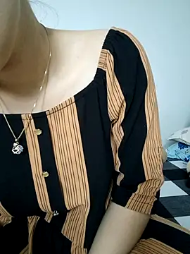 Suna Lina online show from 09.17.25