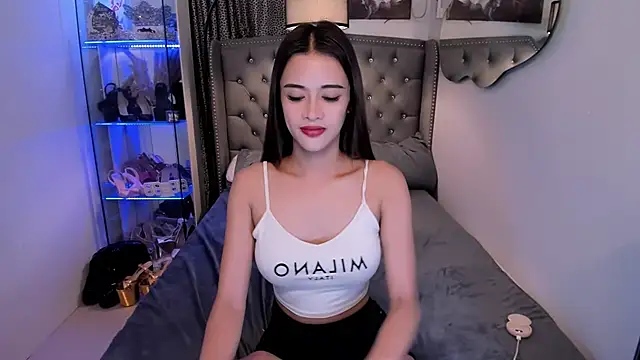 Lars empress online show from 10.23.25