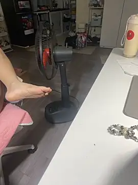 Mina048 online show from 10.08.25