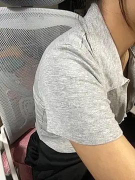 Mina048 online show from 10.10.25