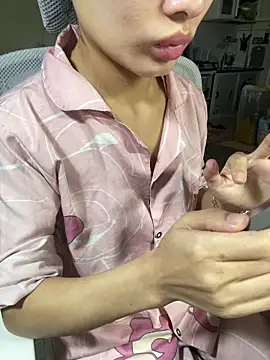 Mina048 online show from 12.19.25