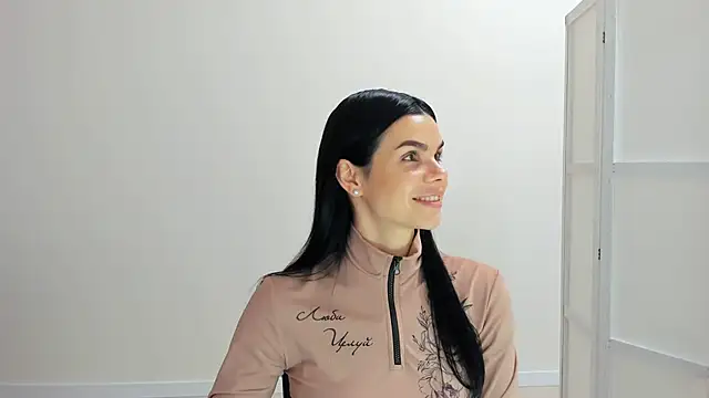 Amelisweett online show from 10.23.25