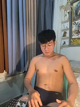 xshyboyx online show from 02.14.26