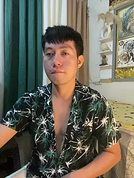 xshyboyx online show from 07.04.26