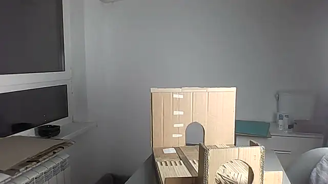 Qaynii online show from 10.21.25