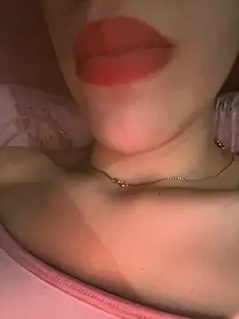 Mimisixo online show from 10.05.25