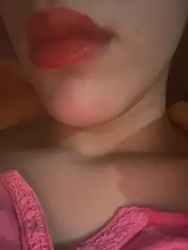 Mimisixo online show from 11.21.25