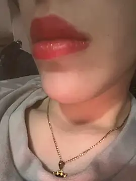 Mimisixo online show from 04.07.26