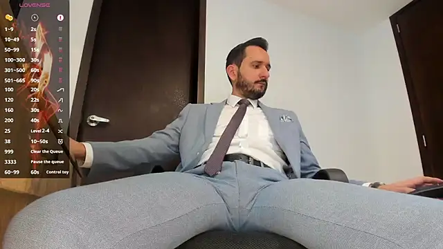 KarlBoss1 online show from 09.28.25