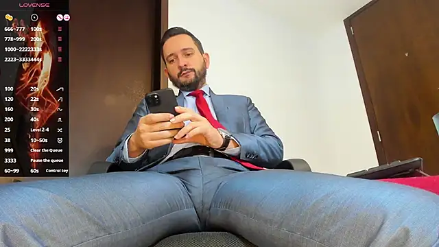 KarlBoss1 online show from 10.25.25