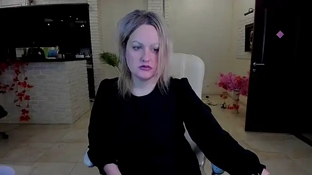 MariemLui online show from 12.03.25