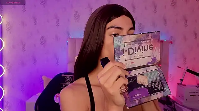 LIHIAN TAY online show from 03.08.26