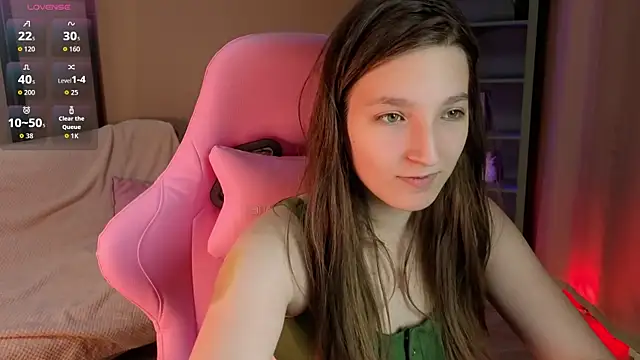 Snapshot of Mia_Myles chatting on 09.25.25 Mia Myles online show from 09.25.25