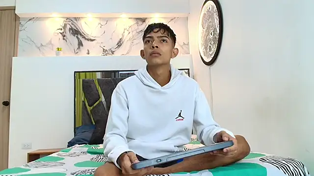 PRETTY SEX1 online show from 09.20.25