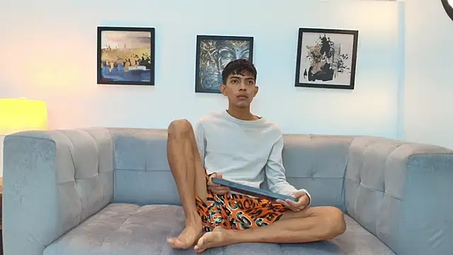 PRETTY SEX1 online show from 12.16.25