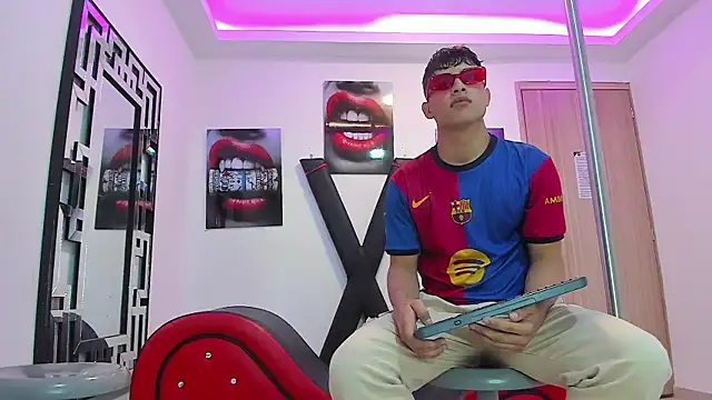 RED EMPIRE online show from 09.09.25