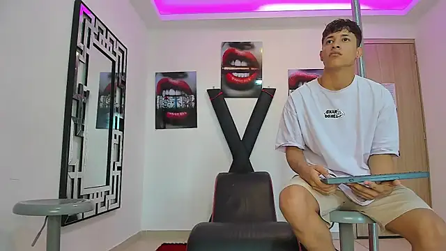 RED EMPIRE online show from 09.23.25