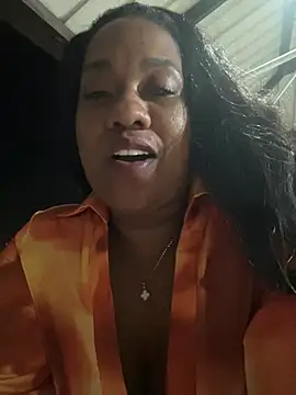 Snapshot of Sam_Blue chatting on 04.19.26 Sam Blue online show from 04.19.26