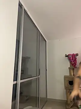 Snapshot of RosseMelody chatting on 02.27.26 RosseMelody online show from 02.27.26