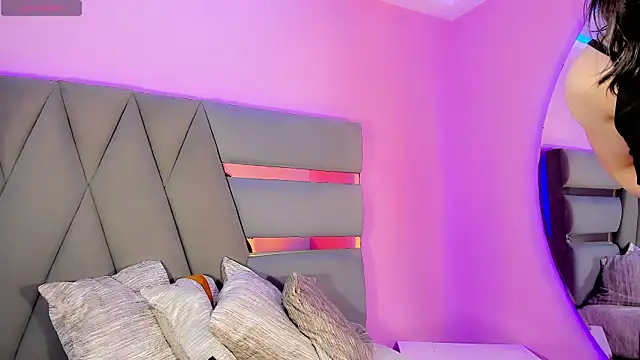 SabrinaAbasali online show from 11.03.25