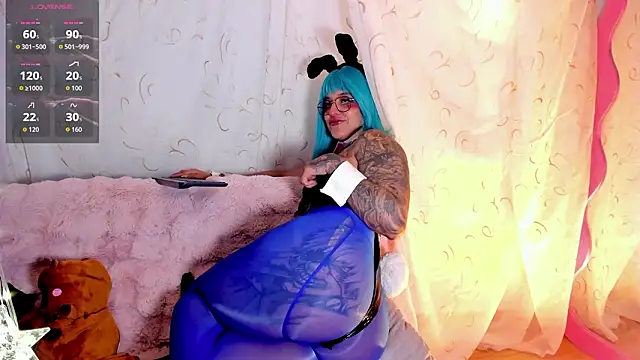 Snapshot of kinkyboat23 chatting on 01.19.26 kinkyboat23 online show from 01.19.26