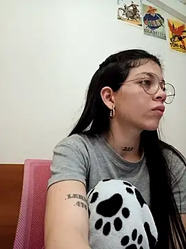 Snapshot of Paula_Alameda chatting on 09.10.25 Paula Alameda online show from 09.10.25