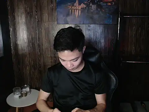 hotzachery online show from 04.17.26