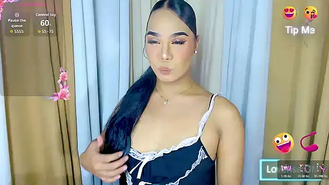 Snapshot of Dream_Mistress chatting on 10.31.25 Dream Mistress online show from 10.31.25