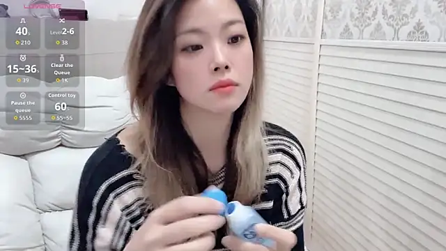 Holiland online show from 11.06.25