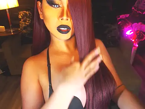 Snapshot of KarlaFrost chatting on 06.14.26 KarlaFrost online show from 06.14.26