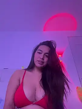 Snapshot of urasianlady chatting on 09.28.25 urasianlady online show from 09.28.25