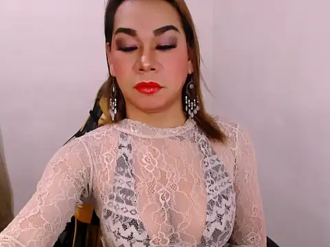 xxMistressWildKimxx online show from 09.11.25