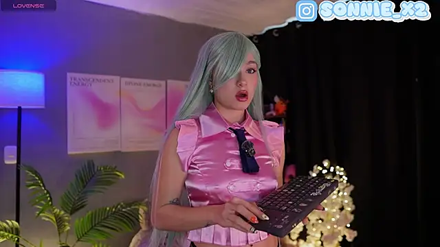 Snapshot of Sonnie_mami chatting on 09.19.25 Sonnie mami online show from 09.19.25