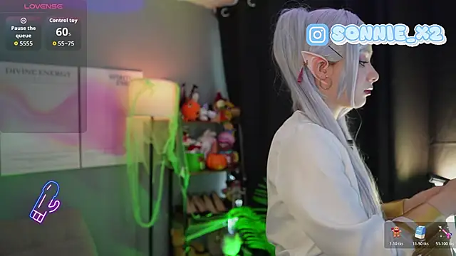 Snapshot of Sonnie_mami chatting on 10.20.25 Sonnie mami online show from 10.20.25