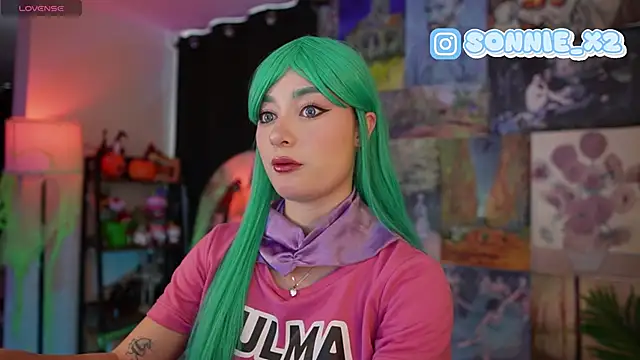 Snapshot of Sonnie_mami chatting on 10.25.25 Sonnie mami online show from 10.25.25