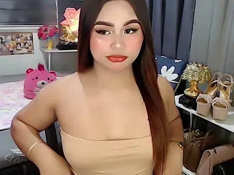 Candice cummer online show from 12.18.25