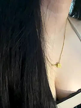 Nancy68 online show from 10.26.25