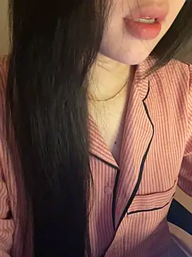 Nancy68 online show from 03.31.26