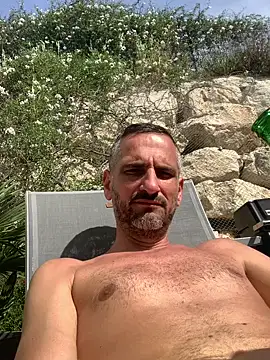 mika13113 online show from 04.17.26