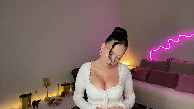 mistress of hearts online show from 05.22.26