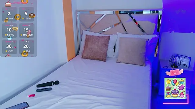 KiimBrooks online show from 03.08.26