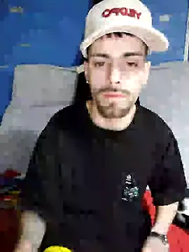 Snapshot of Demian24_ chatting on 10.08.25 Demian24  online show from 10.08.25