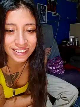 Snapshot of Demian24_ chatting on 11.02.25 Demian24  online show from 11.02.25