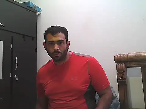 Snapshot of morenocabro10 chatting on 09.28.25 morenocabro10 online show from 09.28.25