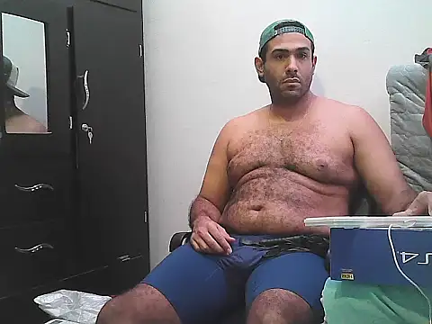 Snapshot of morenocabro10 chatting on 10.06.25 morenocabro10 online show from 10.06.25